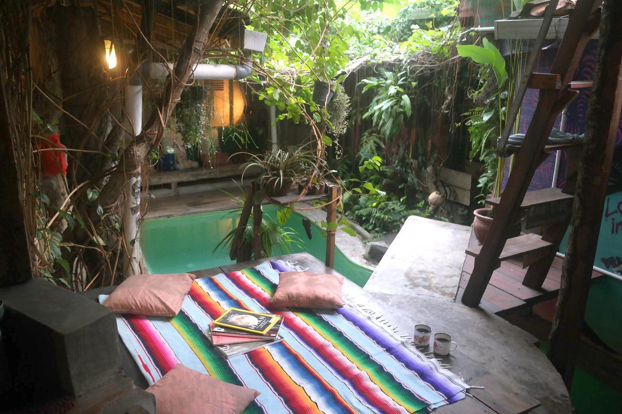Abrakadabra! Artbnb Jogjacarta Exterior foto