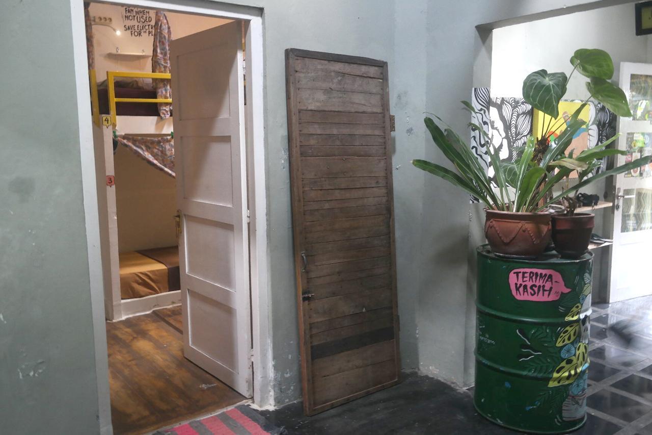 Abrakadabra! Artbnb Jogjacarta Exterior foto