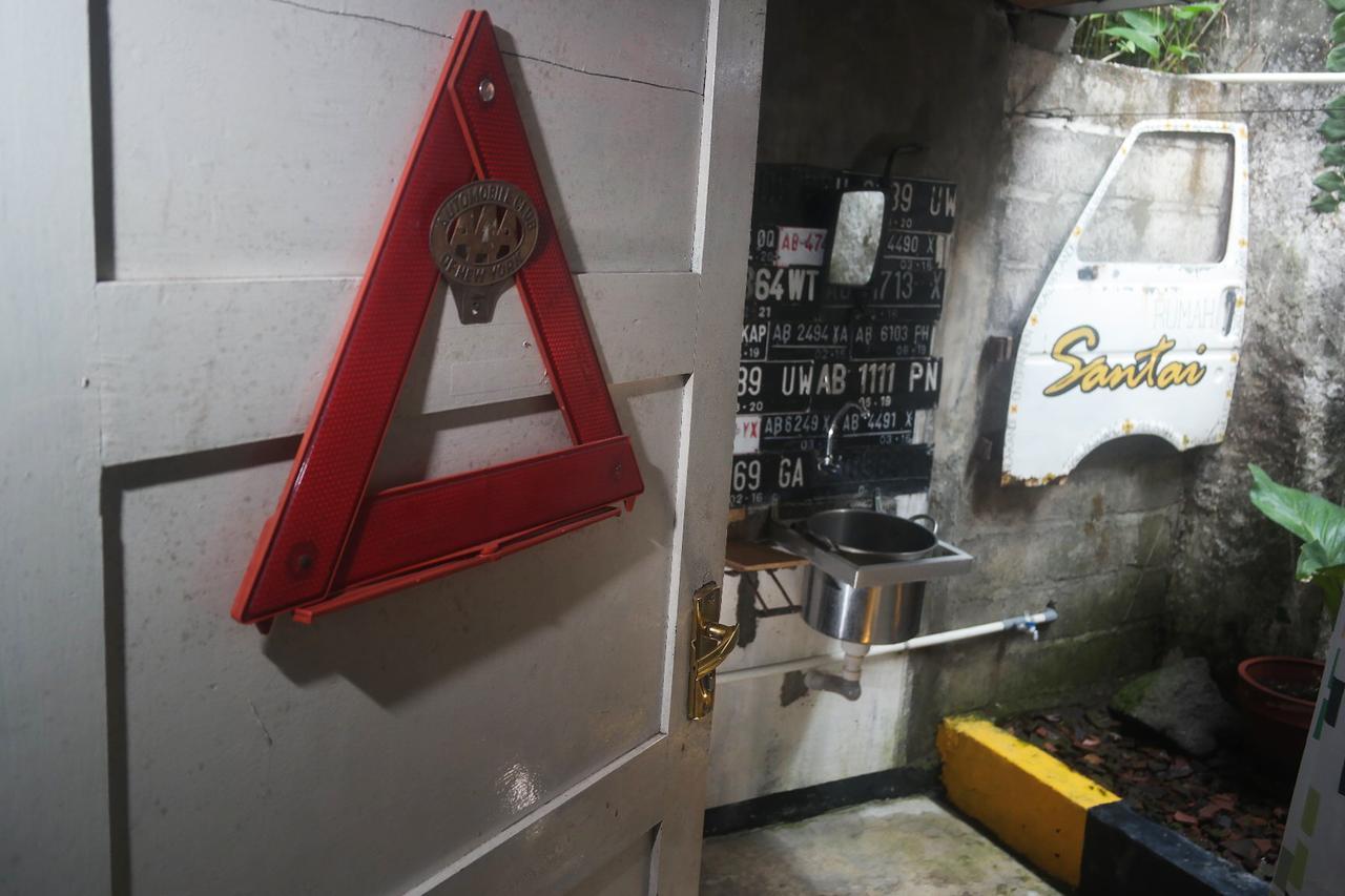 Abrakadabra! Artbnb Jogjacarta Exterior foto