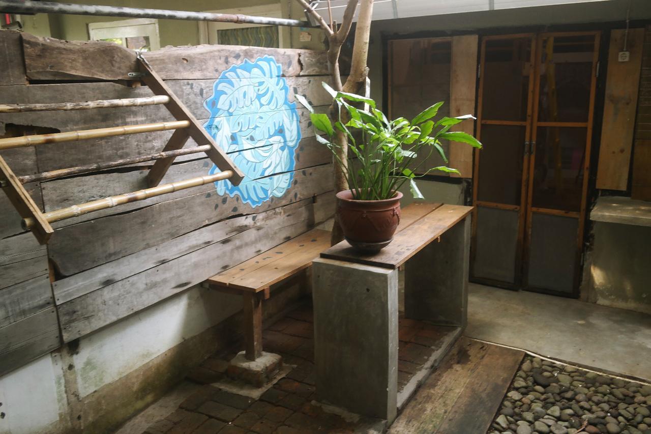 Abrakadabra! Artbnb Jogjacarta Exterior foto