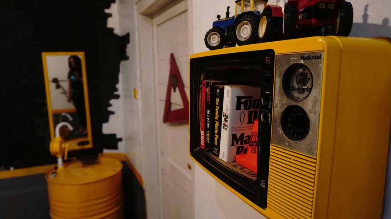 Abrakadabra! Artbnb Jogjacarta Exterior foto